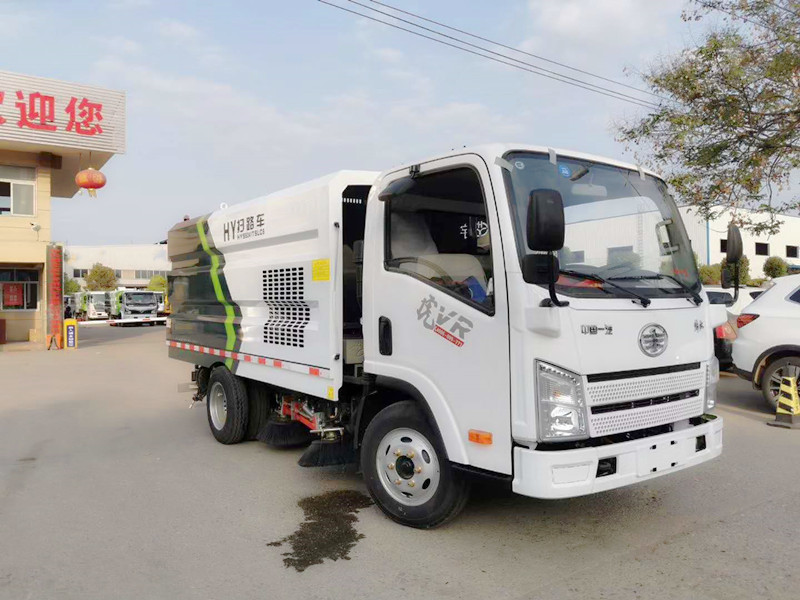 3方塵箱 0.8方水箱 藍(lán)牌解放掃路車